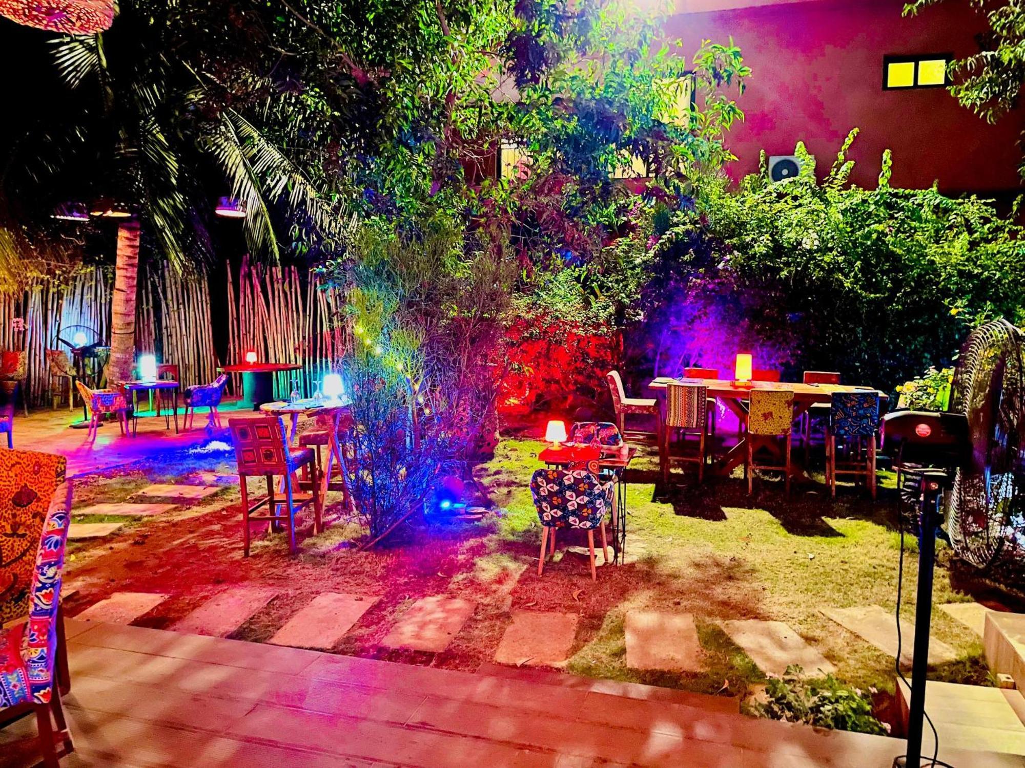Le Patio Hotell Lomé Eksteriør bilde