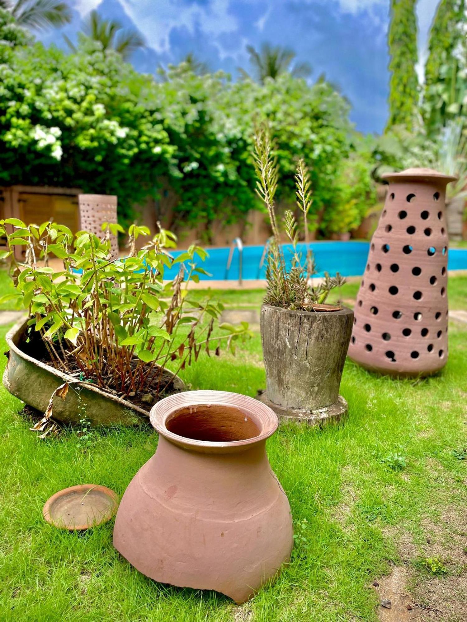 Le Patio Hotell Lomé Eksteriør bilde