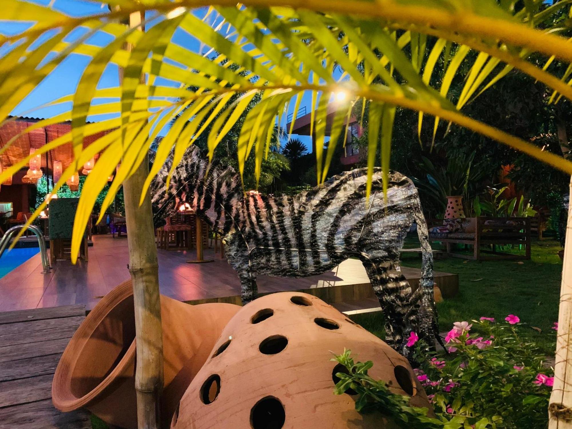 Le Patio Hotell Lomé Eksteriør bilde