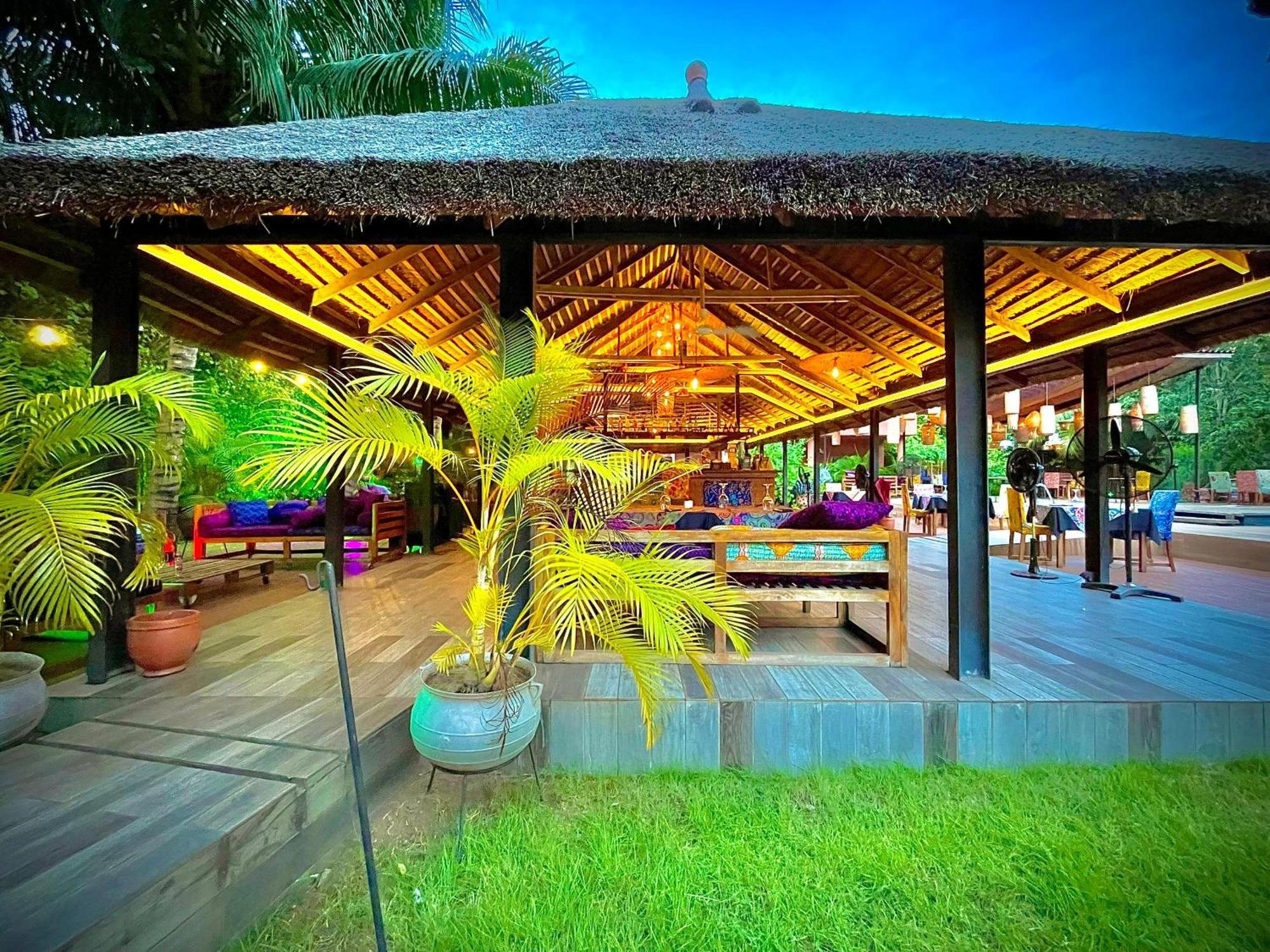 Le Patio Hotell Lomé Eksteriør bilde