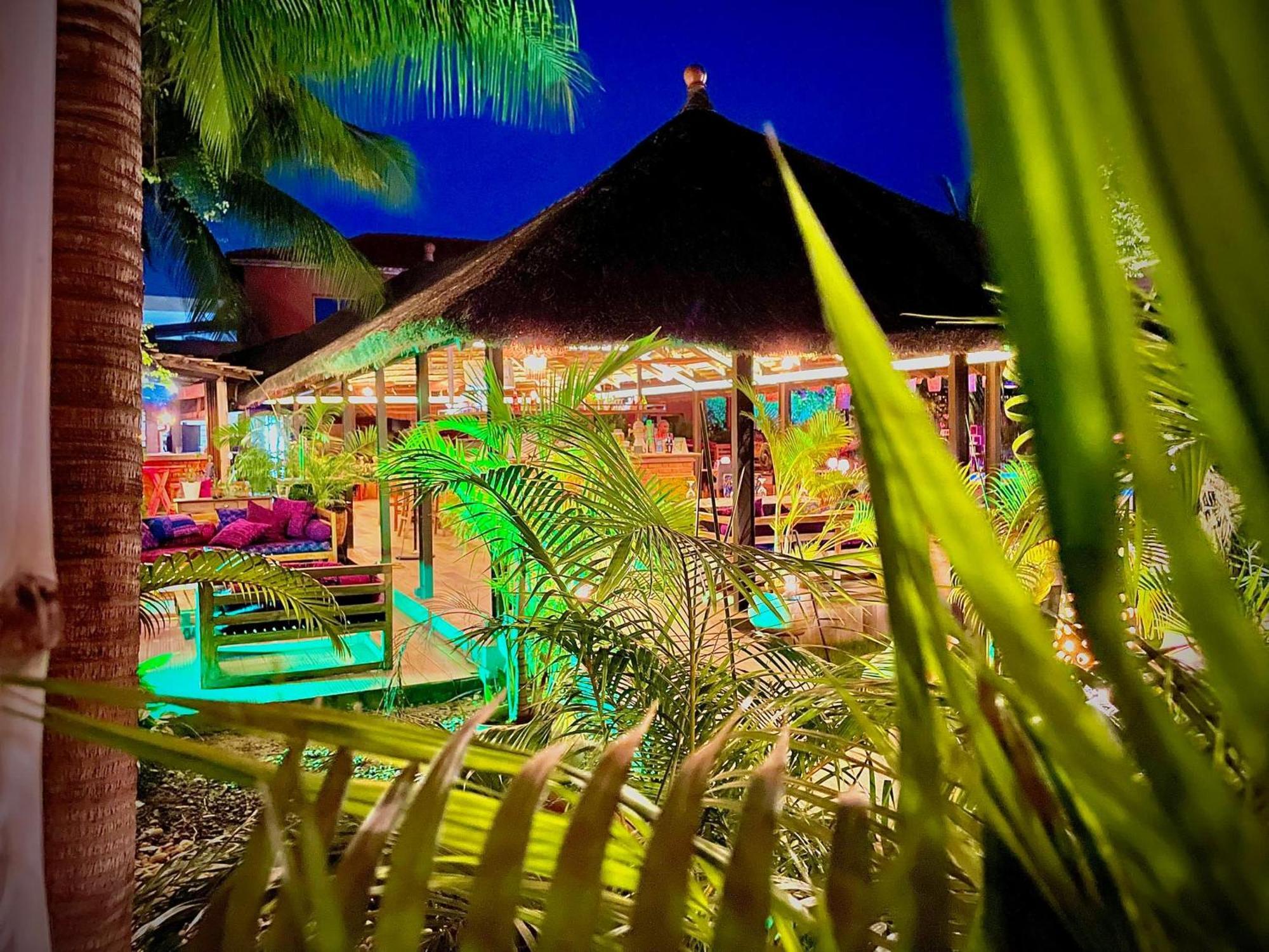 Le Patio Hotell Lomé Eksteriør bilde