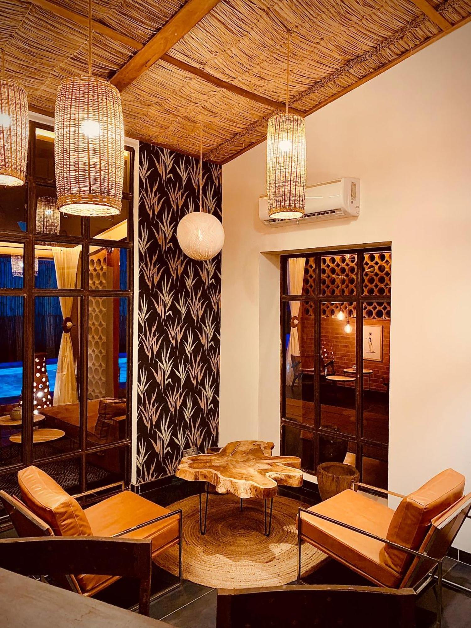 Le Patio Hotell Lomé Eksteriør bilde