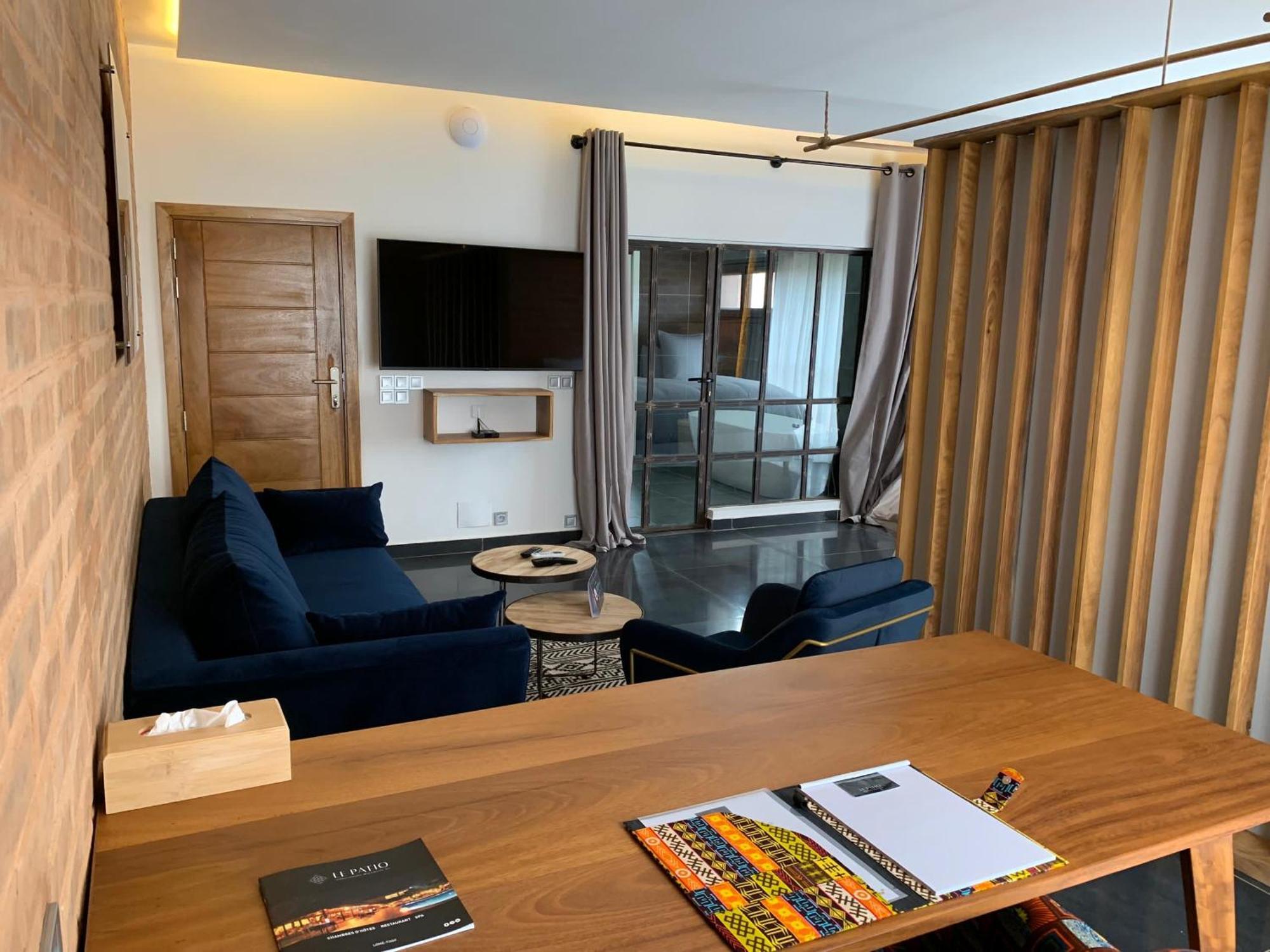 Le Patio Hotell Lomé Eksteriør bilde