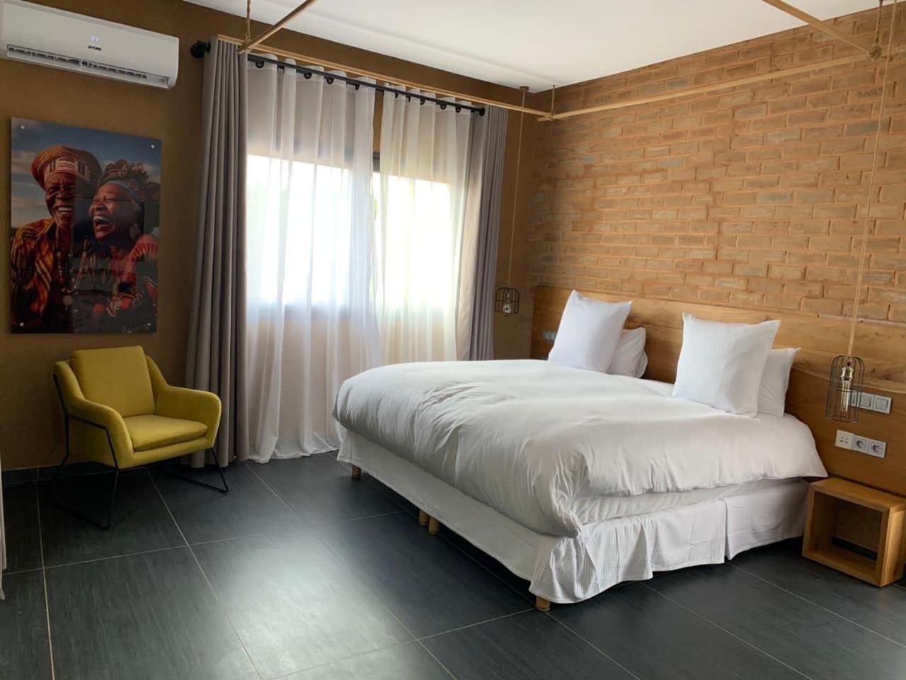 Le Patio Hotell Lomé Eksteriør bilde