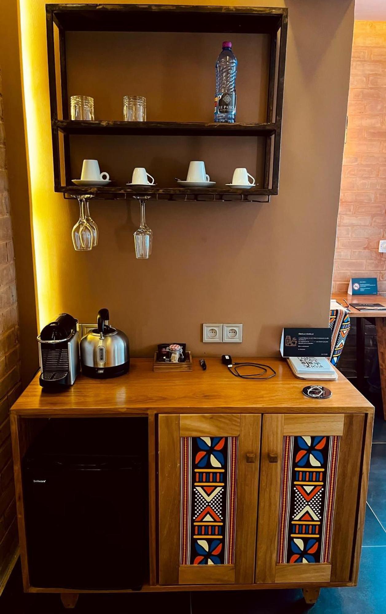 Le Patio Hotell Lomé Eksteriør bilde